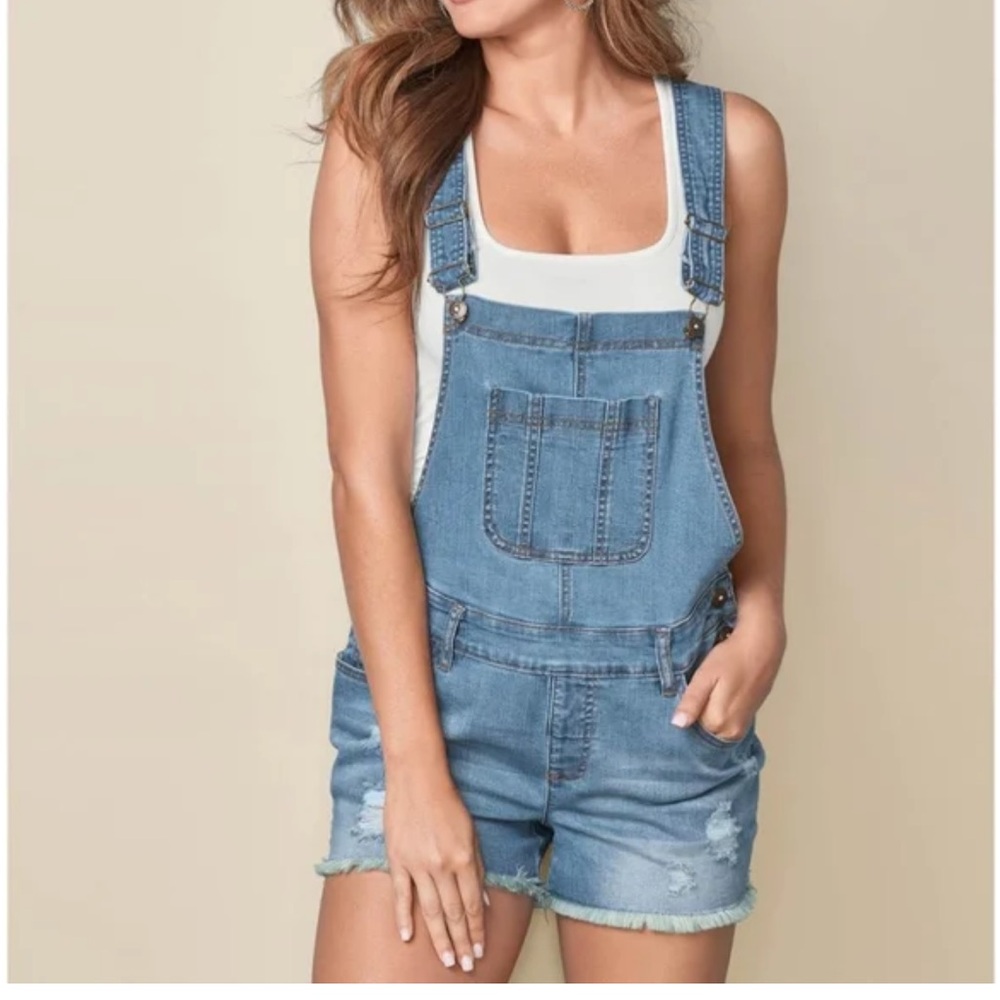 VENUS Sky Blue Distressed short alls sz 12